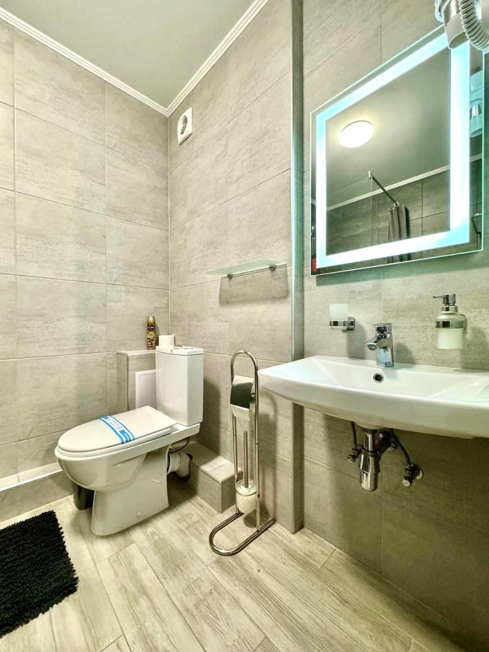 Apartpoltava Апартаменти Бізнес-Класу В Престижній Новобудові З Панорамним Балконом Центр 外观 照片