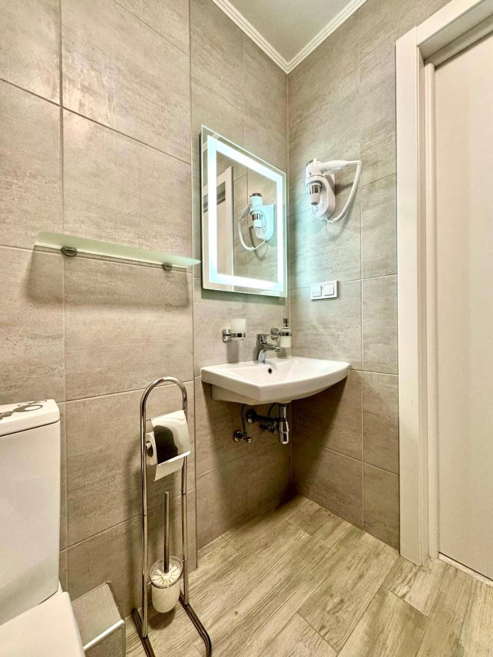 Apartpoltava Апартаменти Бізнес-Класу В Престижній Новобудові З Панорамним Балконом Центр 外观 照片