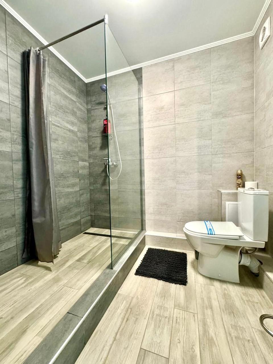 Apartpoltava Апартаменти Бізнес-Класу В Престижній Новобудові З Панорамним Балконом Центр 外观 照片